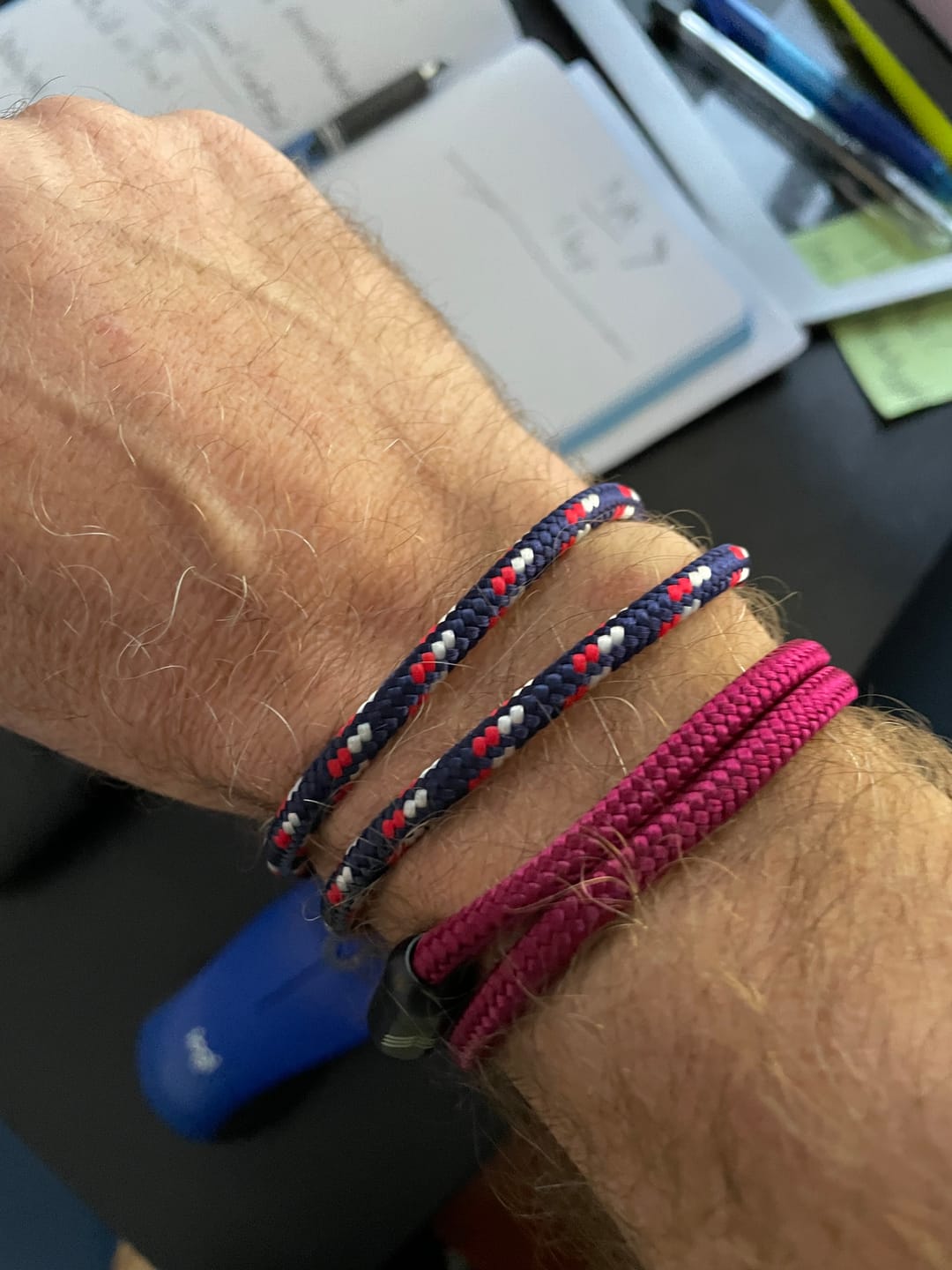 Customer photo review of Paracord Bracelet Magnetic Blue Red