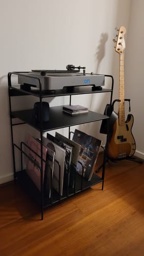 Customer photo review of Mueble para vinilos 52 METAL BLACK