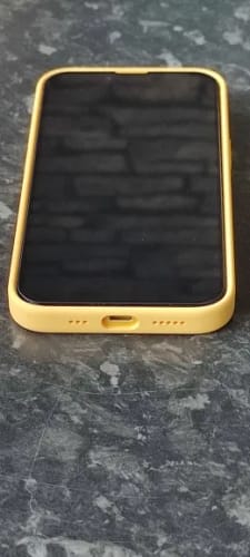 Customer photo review of iPhone 14 Silicone Case with MagSafe