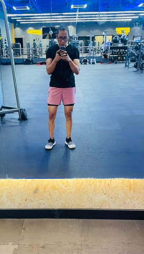 Customer photo review of Performance Shorts 2.0 - Rouge