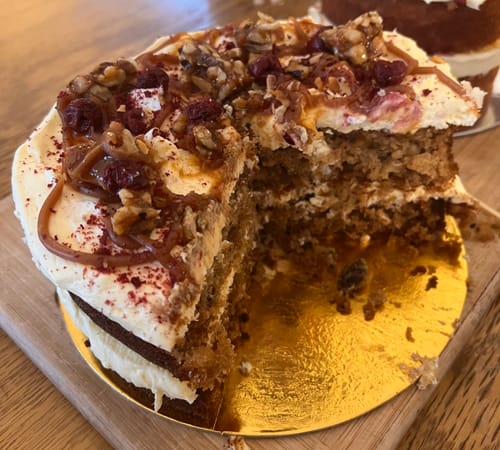 Customer photo review of Carrot Cake & Spiced Caramel Sauce Cake