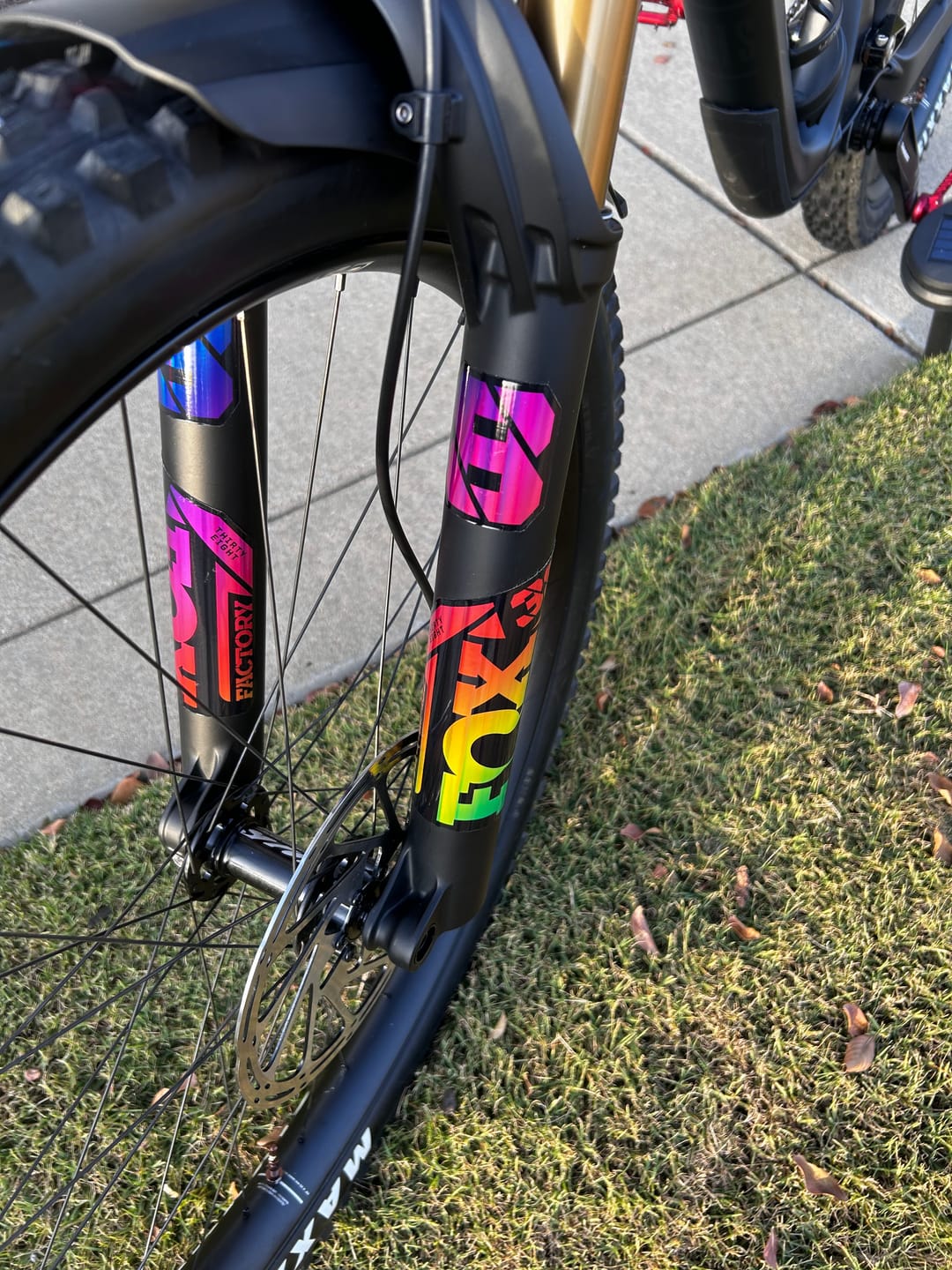 Customer photo review of Metallic Fox 38 Factory Fork Decal