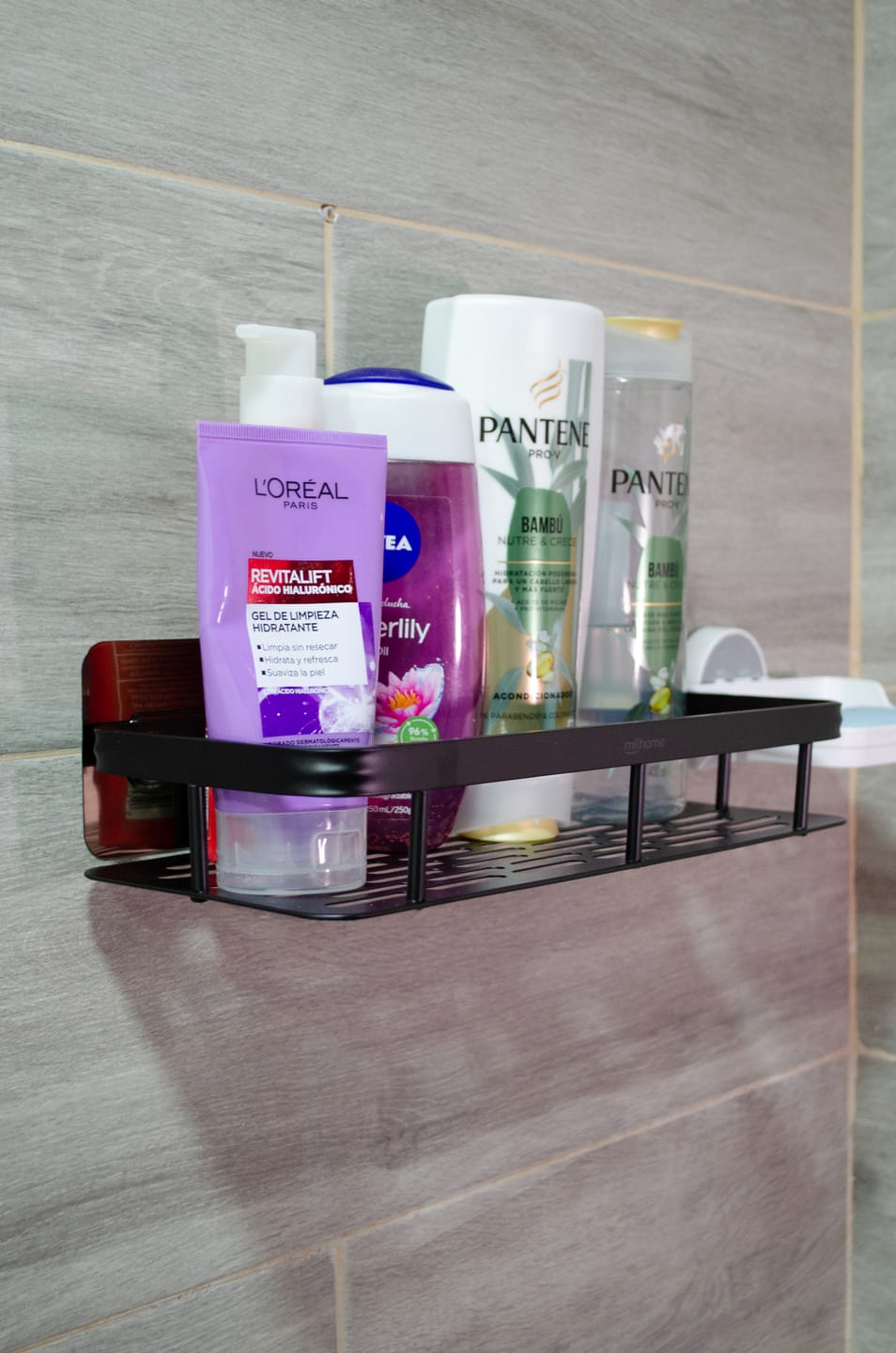 Customer photo review of Estante Organizador Winsen de Aluminio Milhome