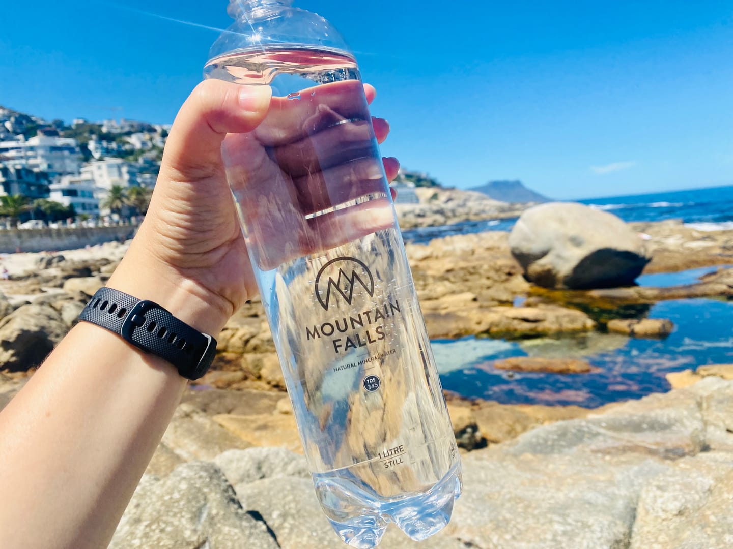 Customer photo review of 1L Still Mineral Water - ZEROPET Bottle (Pack of 12)
