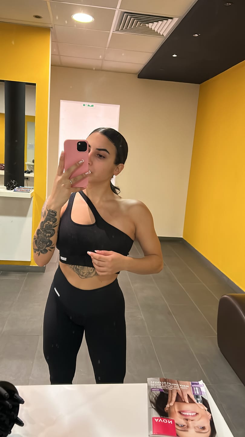 Customer photo review of Top Monospalla Nero