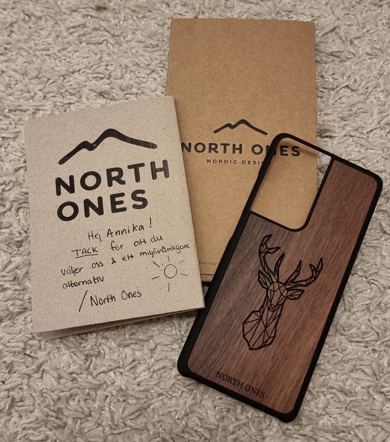 Customer photo review of Nordic Deer | Valnöt