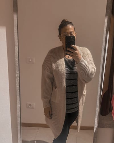 Customer photo review of Cardigan soft winter