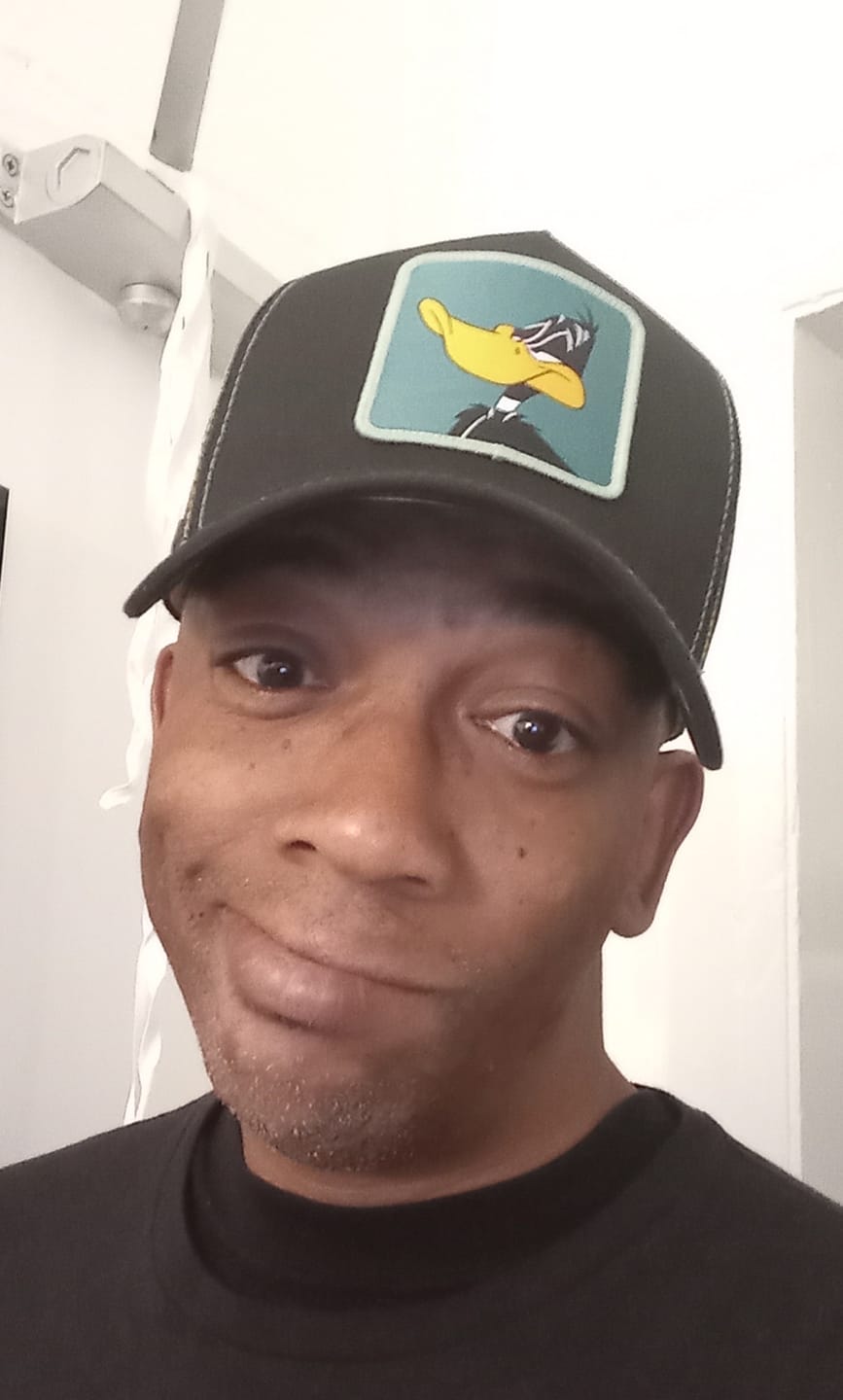 Customer photo review of OVERLORD X Looney Tunes: Daffy Duck Trucker Cap