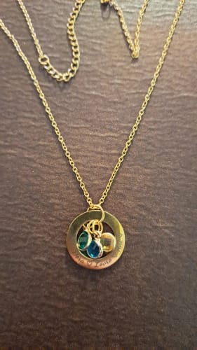 Customer photo review of Circle Birthstone Ogrlica