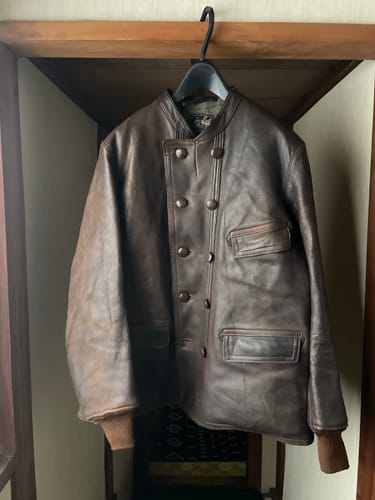 Customer photo review of 【~40's】Swedish Vintage Double Breasted Leather Jacket