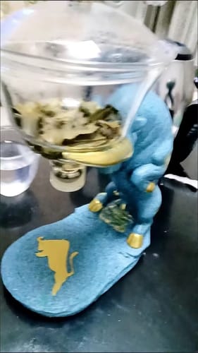 Customer photo review of Standing Up Bulls | HZTEAPOTS®