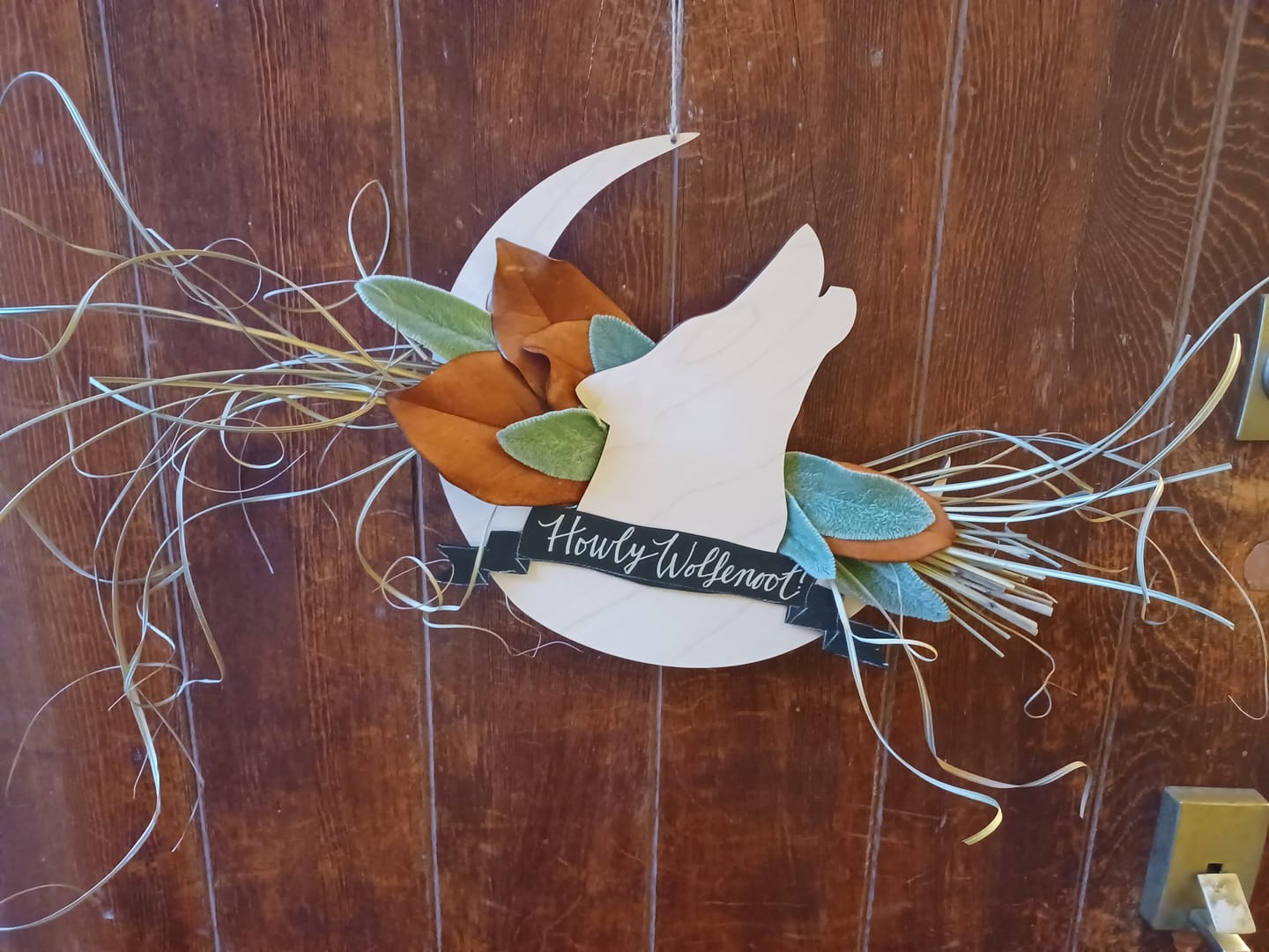 Customer photo review of Unfinished Wood Howling Wolf Woodland Wildlife Shape - Craft - up to 36" DIY