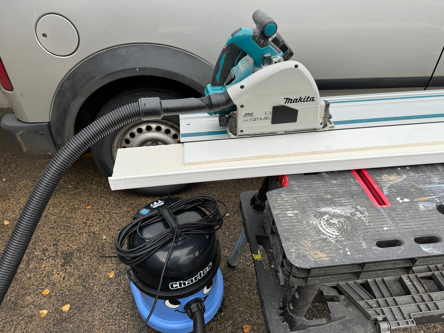 Customer photo review of Numatic Hoover To Makita SP6000 Plunge Saw