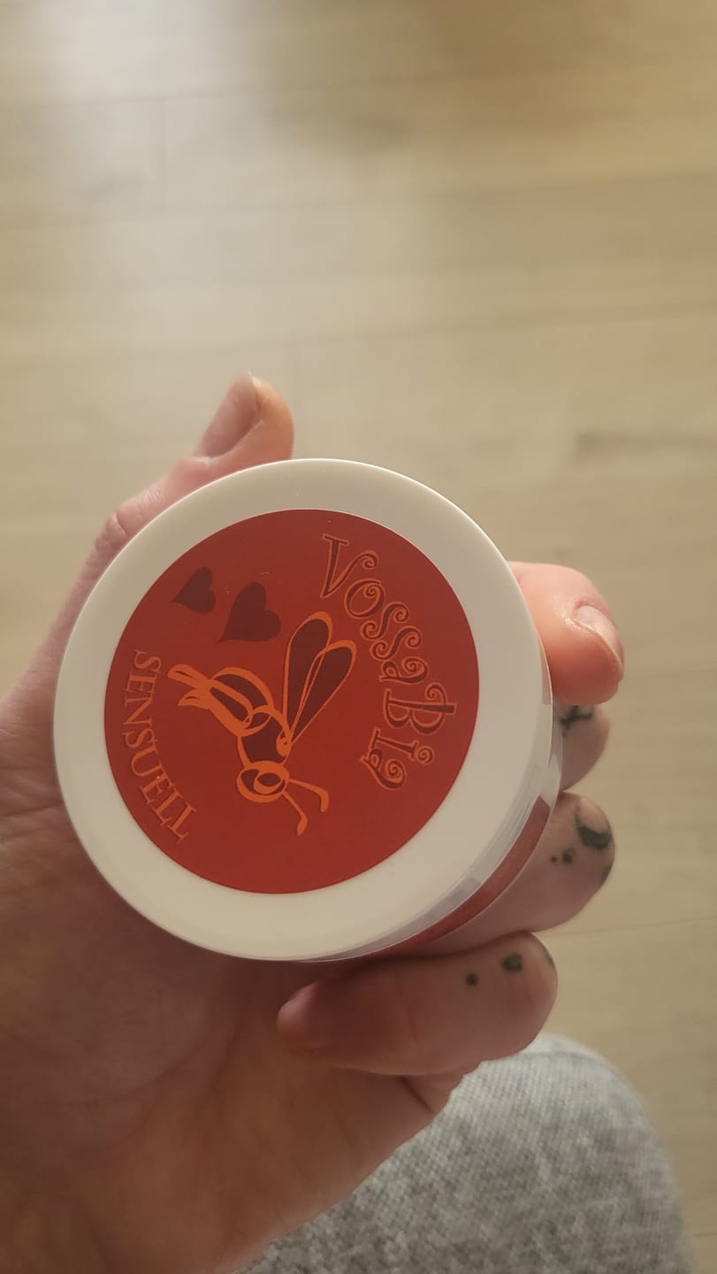 Reseña fotográfica de un cliente sobre la pomada Sensuell