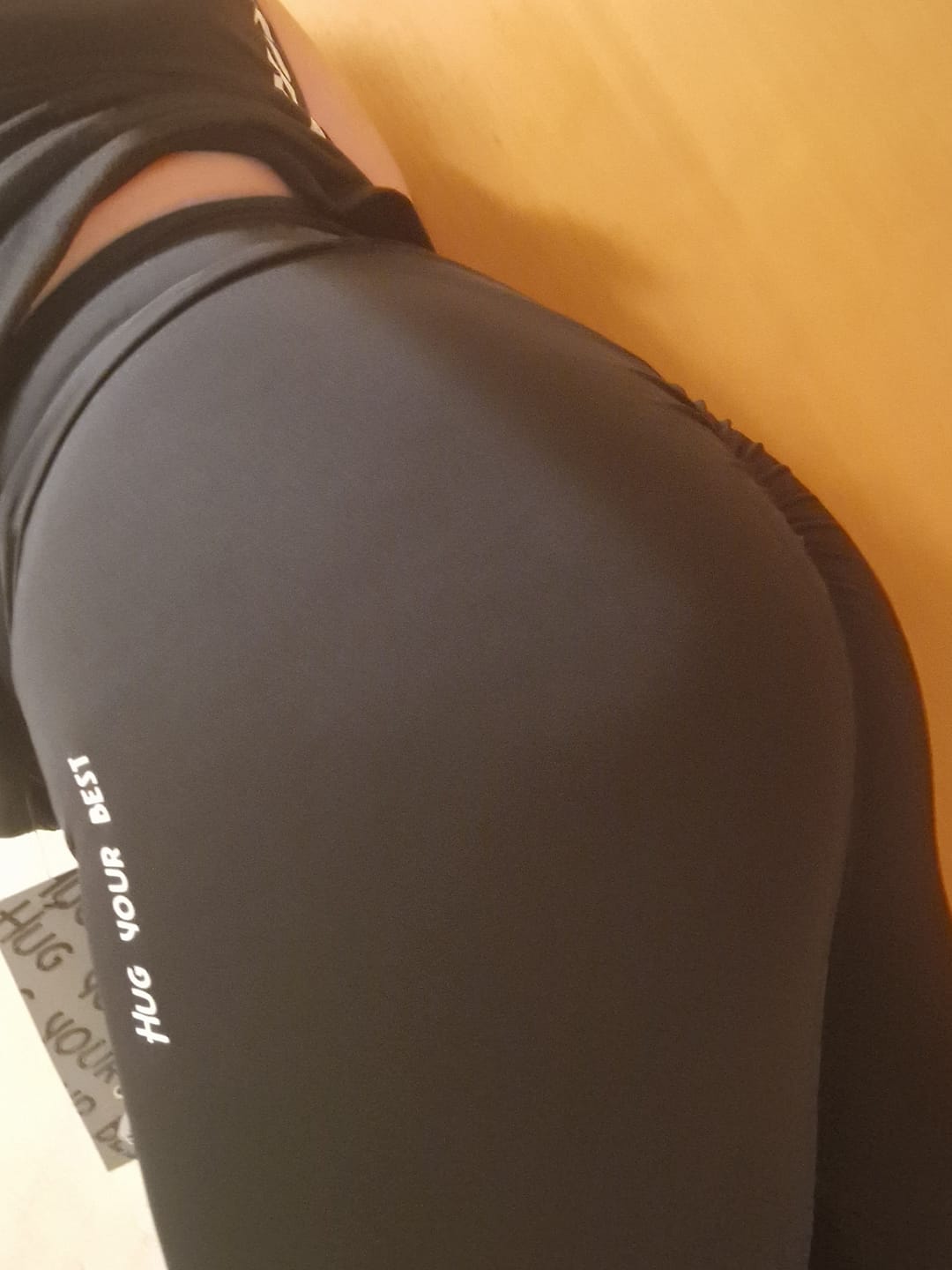 Customer photo review of LEGGINGS INTENSE BLACK