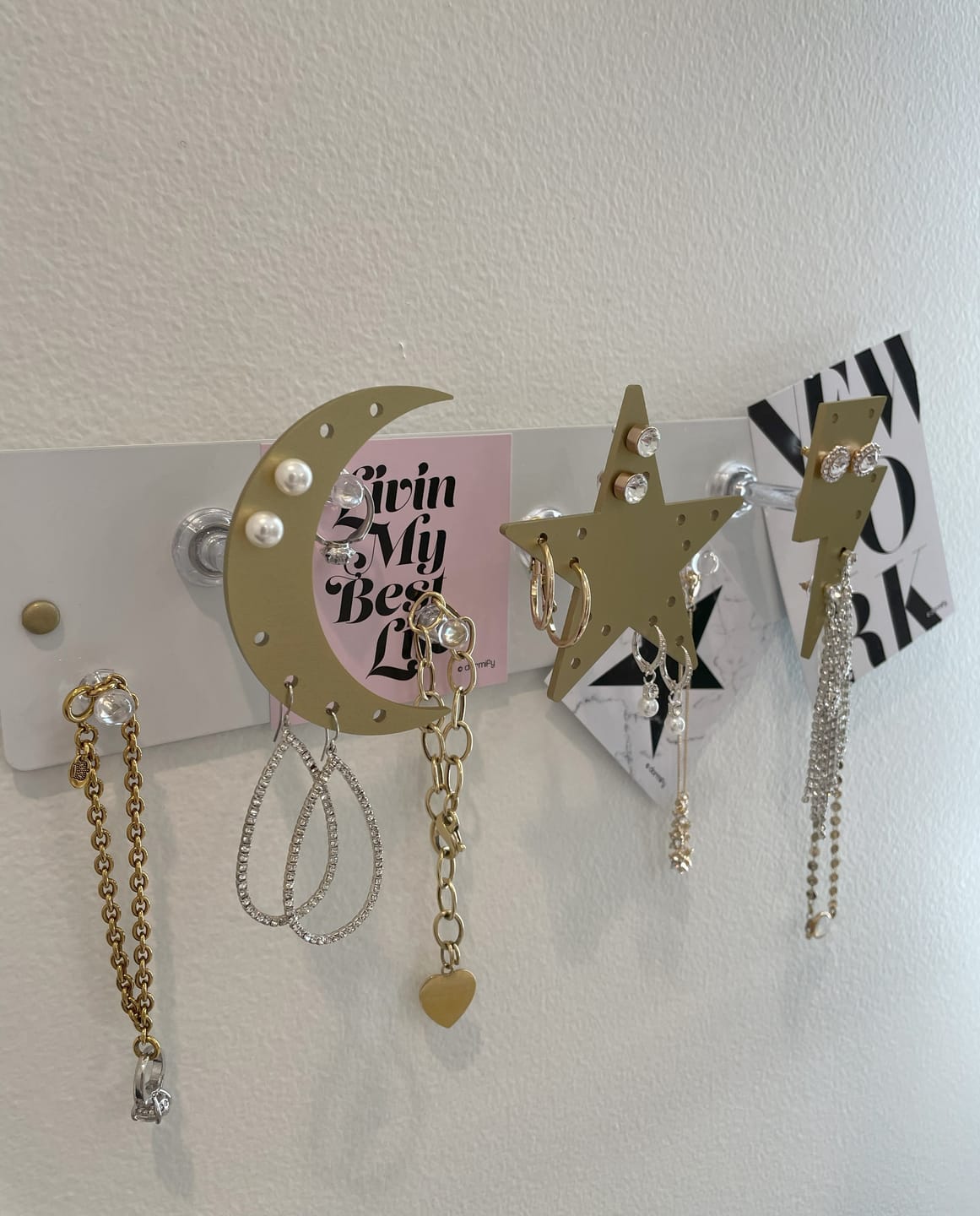 Customer photo review of Wall Jewelry Organizer Small Board For Tweens, Teens, & Young Adult Girls