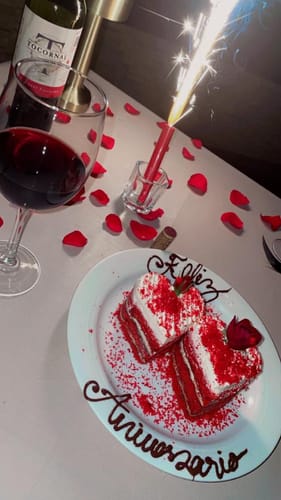 Customer photo review of Cena Romántica