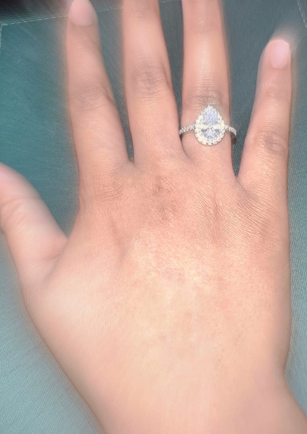 Customer photo review of Drop Ring | 18K vergoldet