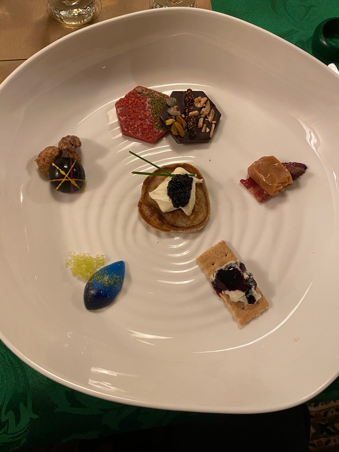 Customer photo review of 24 Piece - Build Your Own Box