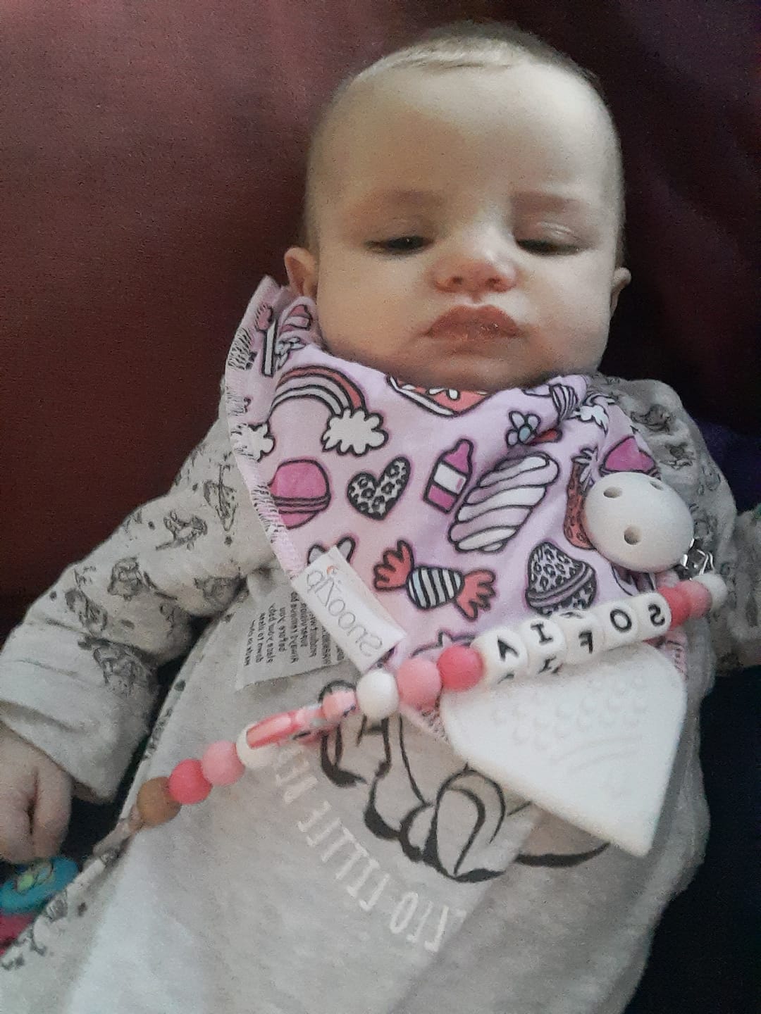 Customer photo review of Grá Teething Bib
