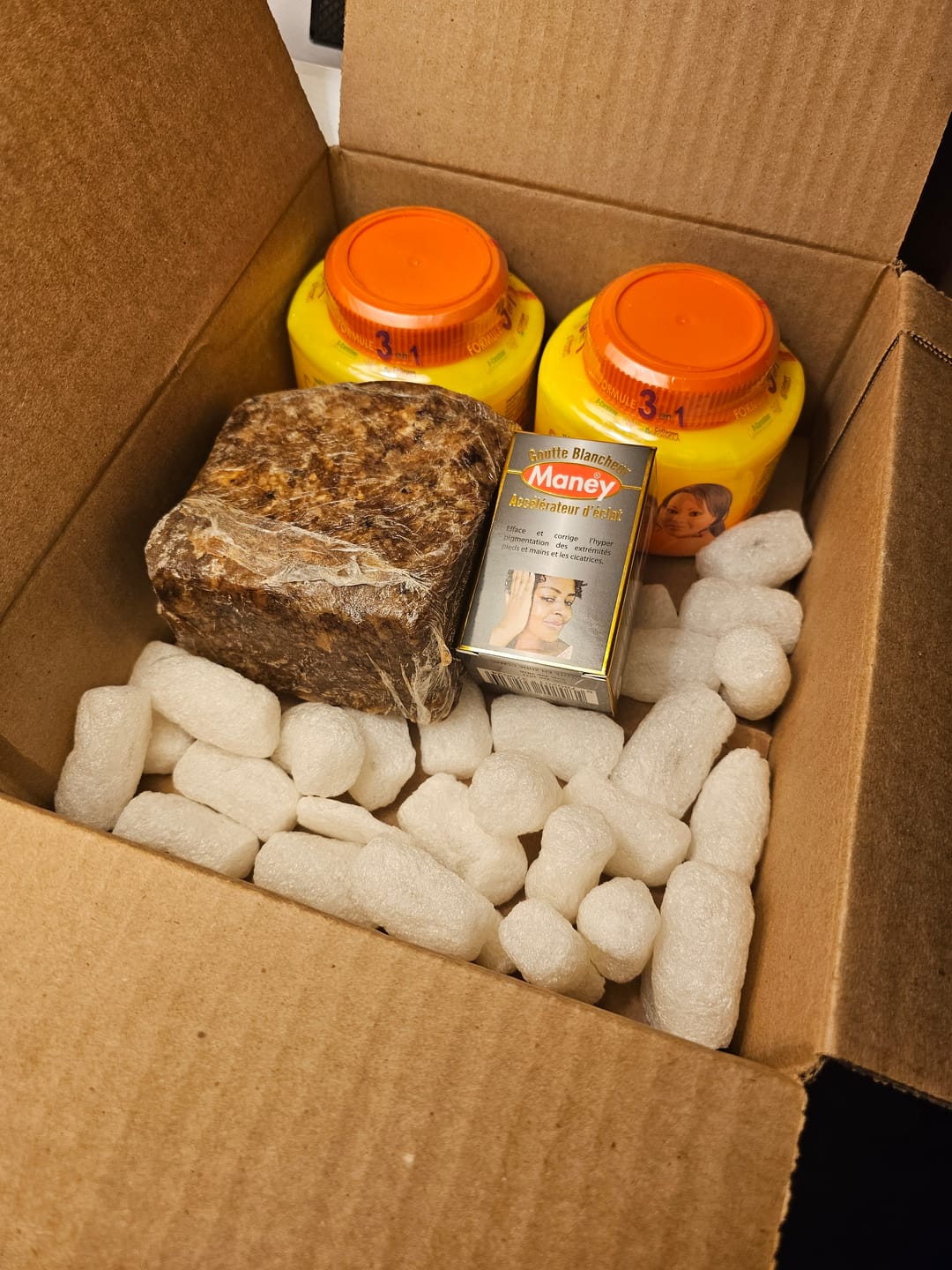 Customer photo review of Carotone Cream Jar 300 ml