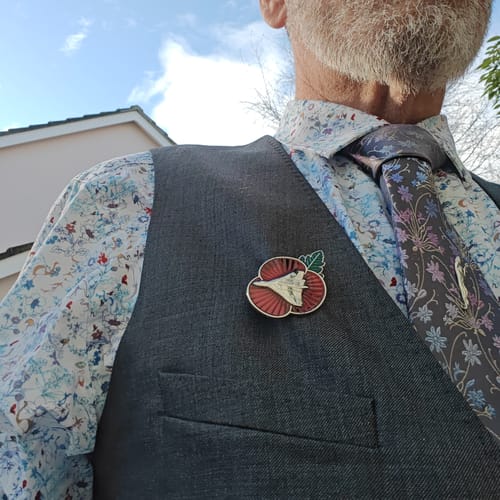 David review of Poppy Pin Badge Vulcan image 1 out of 1