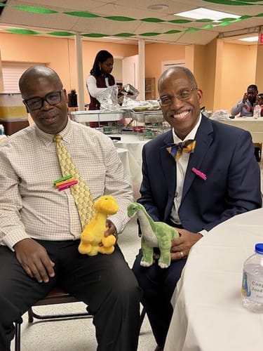 Customer photo review of Blue Golden Plaid Self-tied Silk Bow Tie Pocket Square Cufflinks Set