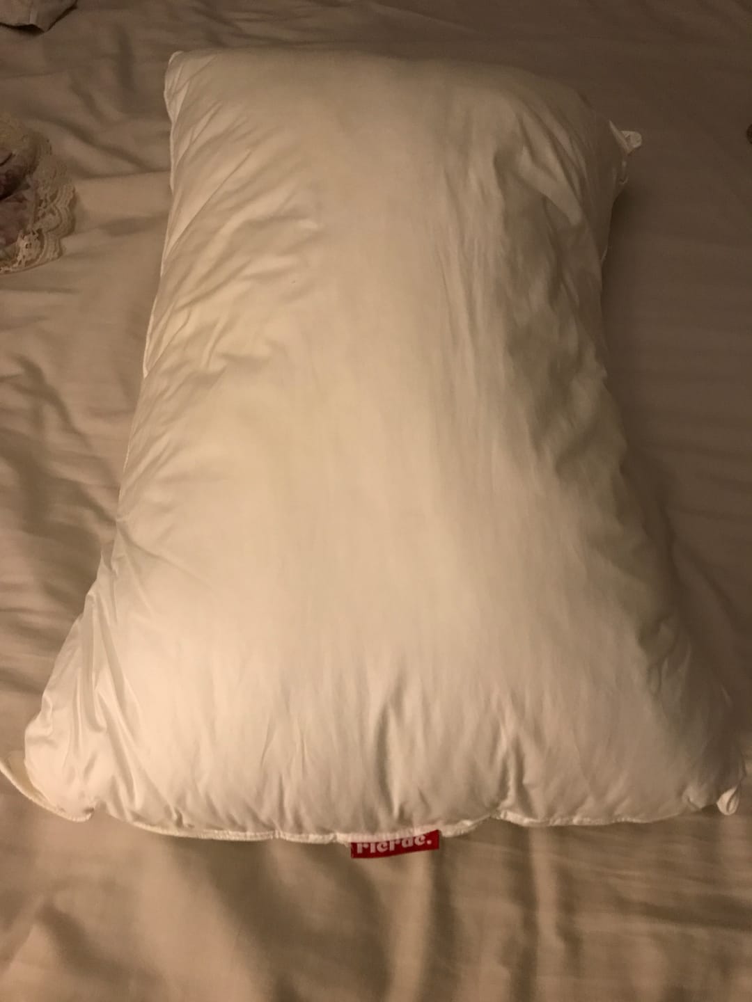 Customer photo review of Luxurious Plain Hotel Pillow
