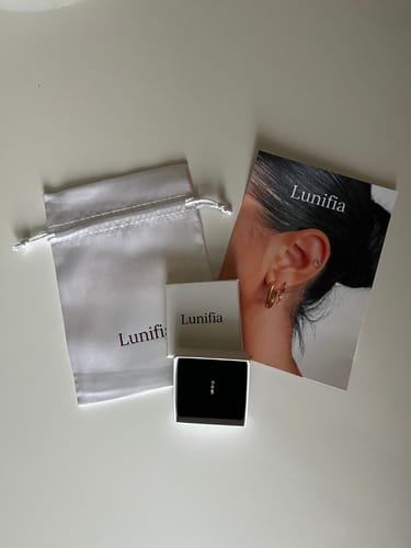 Customer photo review of Le vrai piercing Amalya