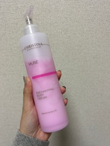 Customer photo review of エンチャンティング ボディクリーム