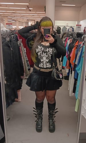 Customer photo review of Kiki Spoiled Girl Furry Crop Cardigan