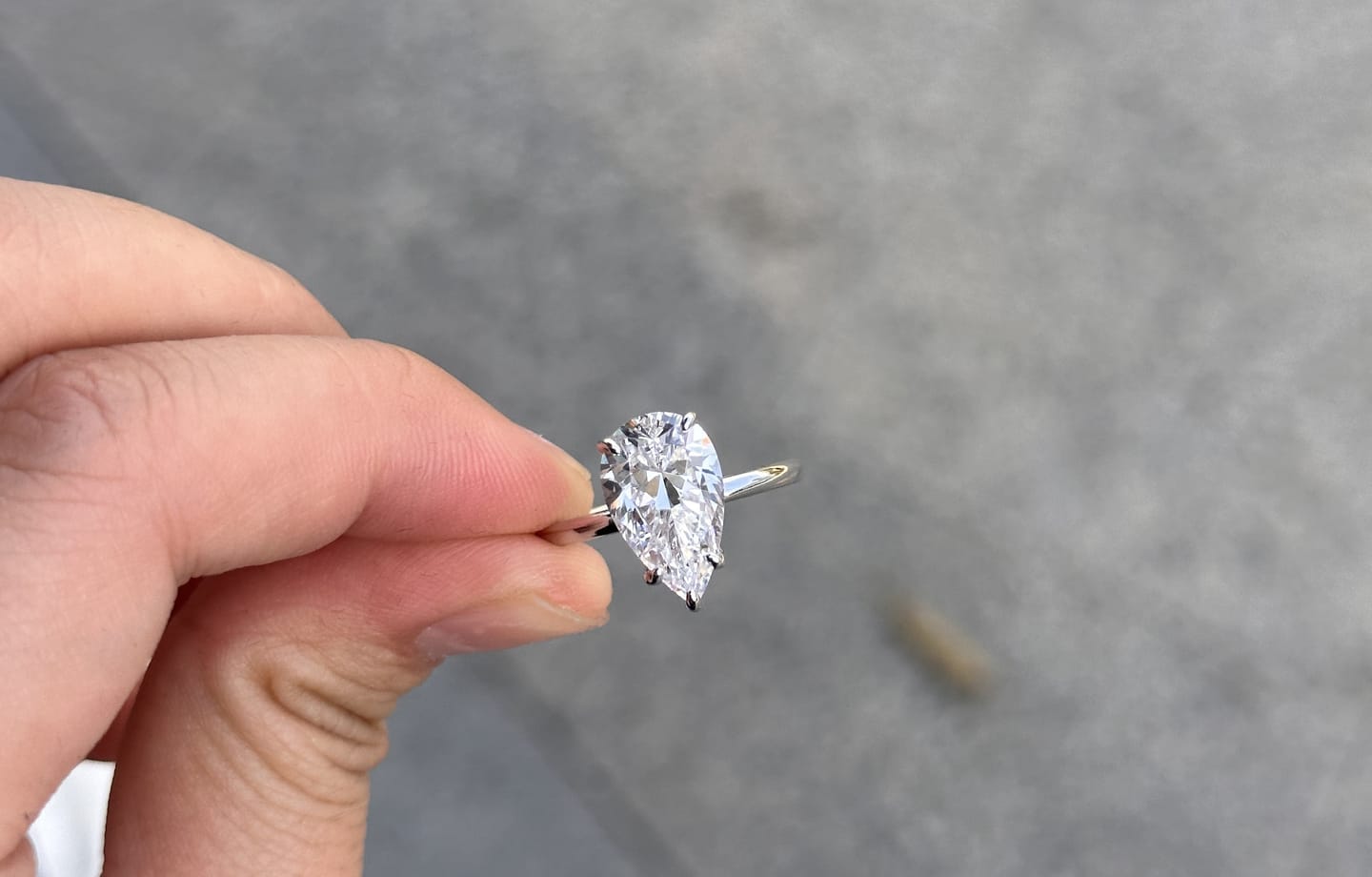 Customer photo review of S925 Classic 2.5~4.5 Carat Pear Cut Engagement Ring In Sterling Silver Everyday Wearable Ring
