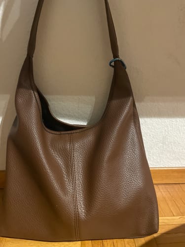 Customer photo review of Olives Vegan Leather Hobo Bag