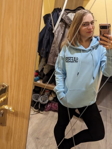 Customer photo review of Lifestyle Damen Oversized Hoodie babyblau mit Stickerei by SAEBIS®
