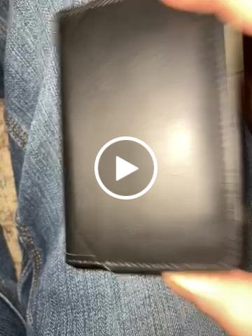 Customer video review of D03 DAPPER™ BIFOLD WALLET