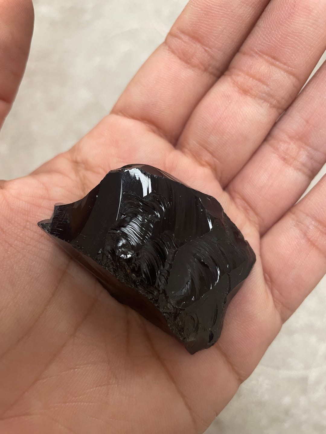 Customer photo review of Obsidiana negra Masivo | Autorrealización - Protección