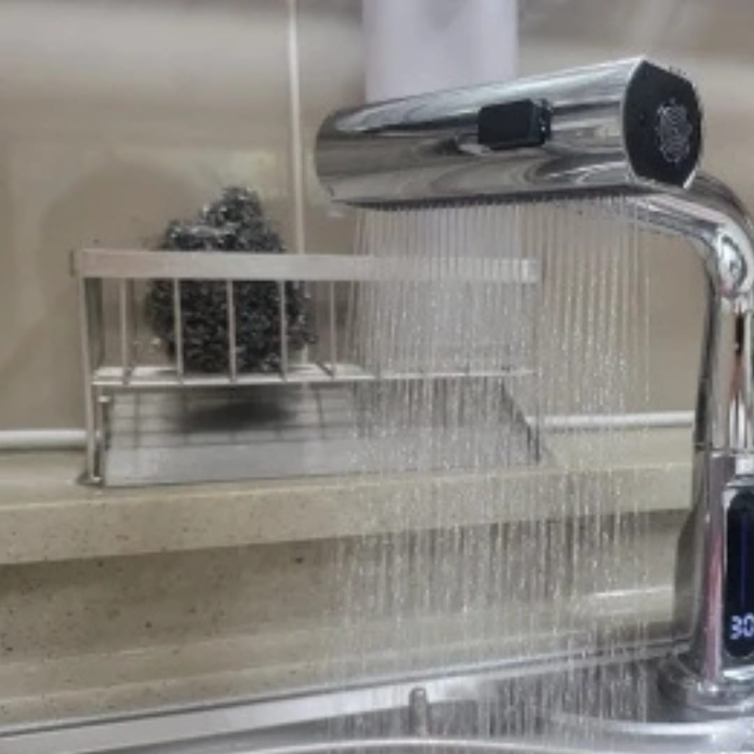Customer photo review of NexH2O - Universaladapter für Wasserhähne mit drei Strahlmodi