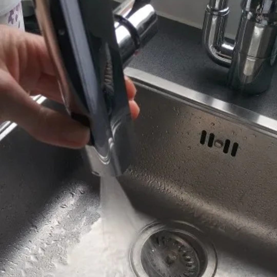 Customer photo review of NexH2O - Universaladapter für Wasserhähne mit drei Strahlmodi