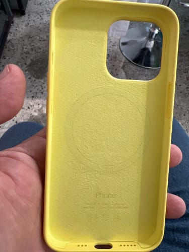 Customer photo review of iPhone 13 Silicone Case with MagSafe