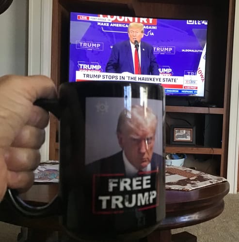 Customer photo review of Free Trump 15oz Coffee Mug