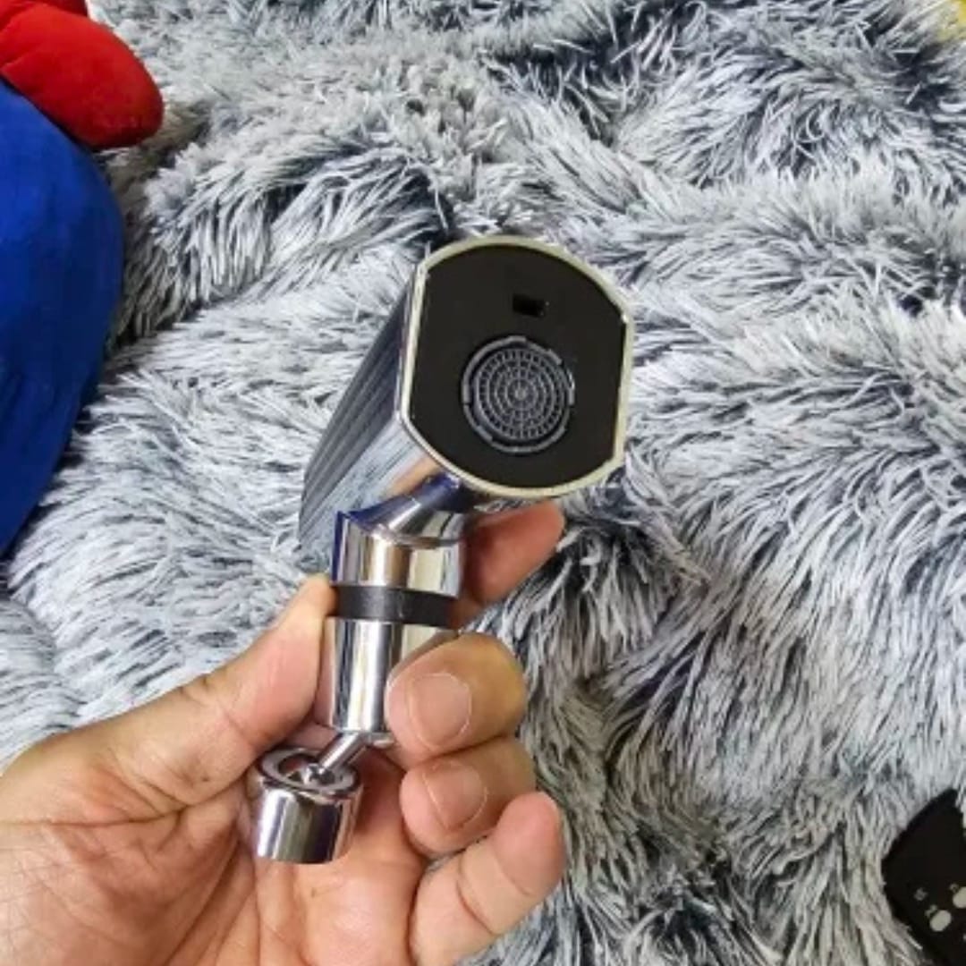 Customer photo review of NexH2O - Universaladapter für Wasserhähne mit drei Strahlmodi