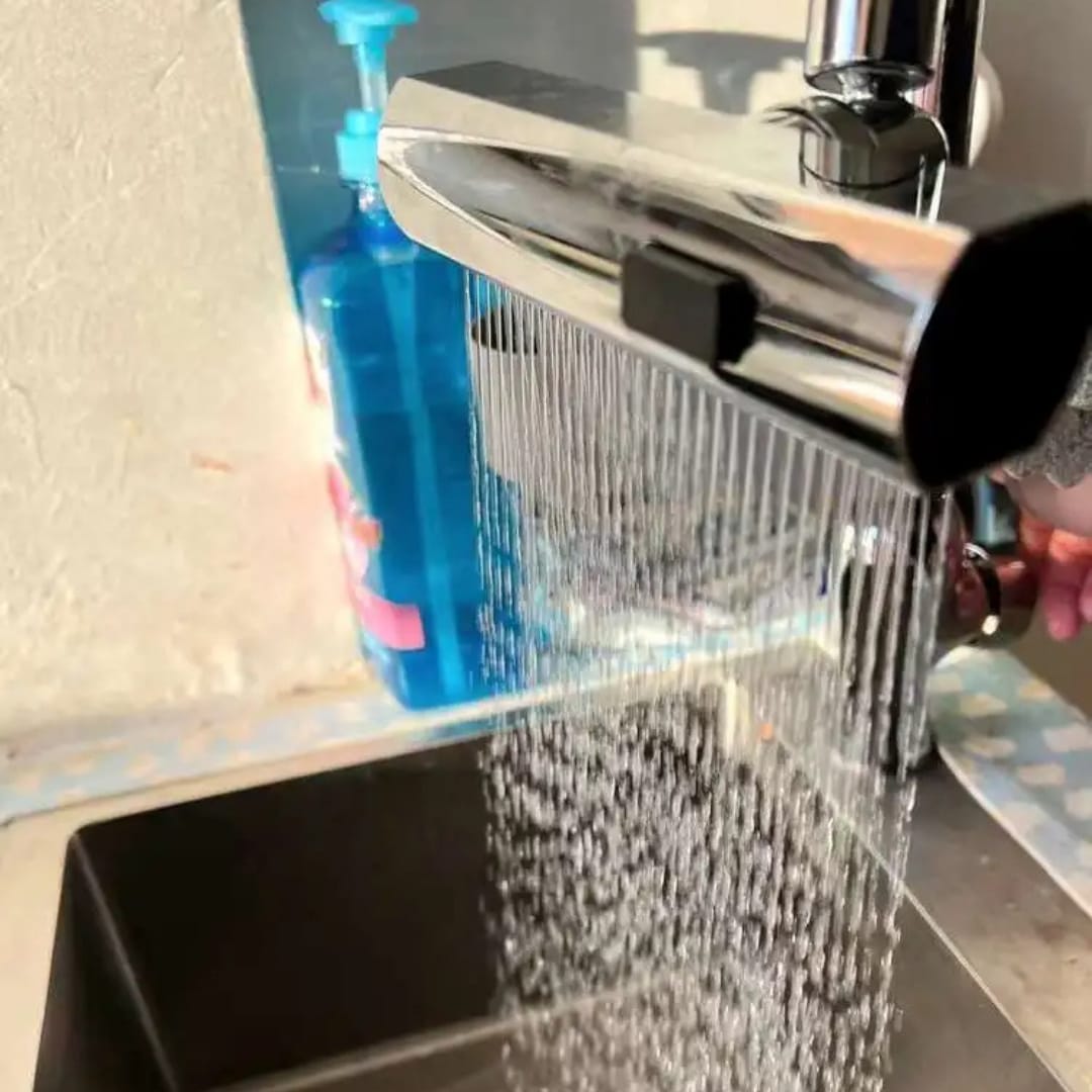 Customer photo review of NexH2O - Universaladapter für Wasserhähne mit drei Strahlmodi