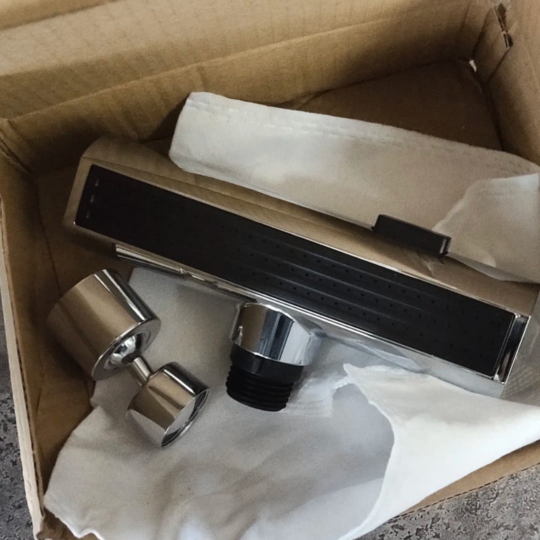 Customer photo review of NexH2O - Universaladapter für Wasserhähne mit drei Strahlmodi