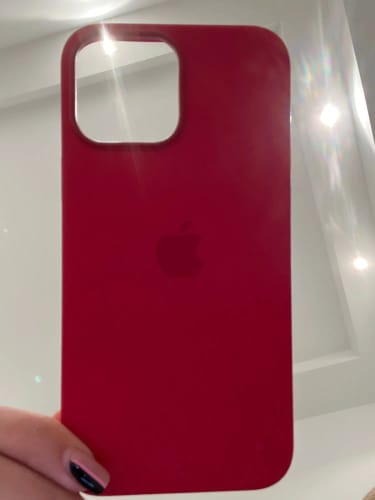 Customer photo review of iPhone 13 Silicone Case with MagSafe