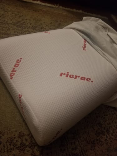 Customer photo review of Wavy Memory Foam Pillow