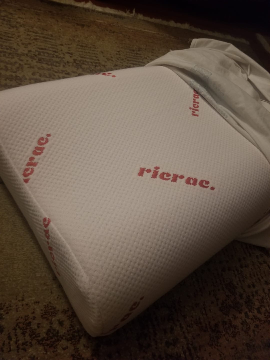 Customer photo review of Wavy Memory Foam Pillow