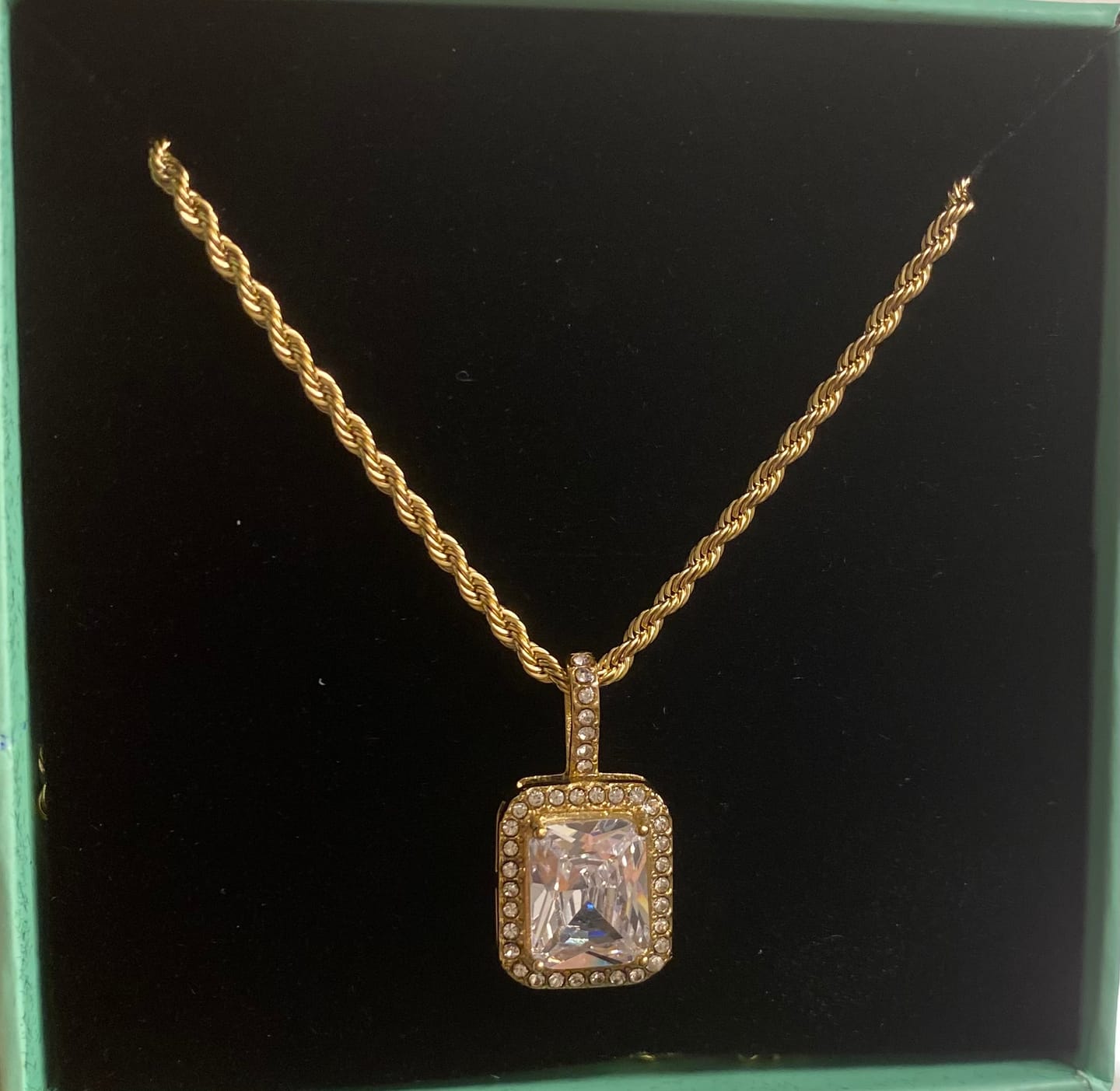 Customer photo review of Everlasting Elegance Kette