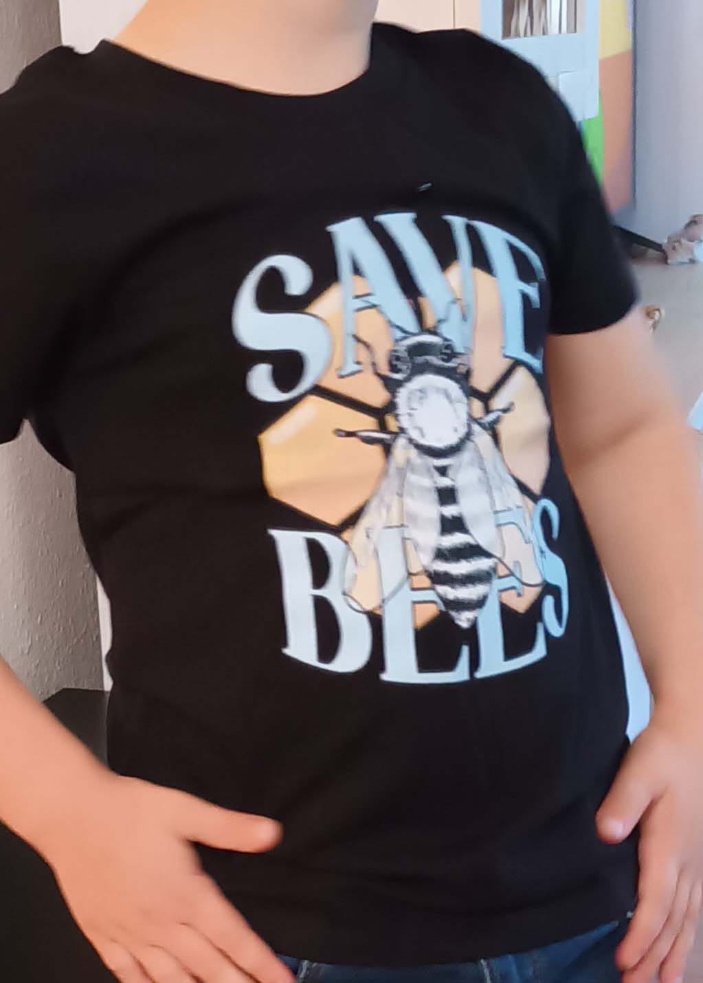 Customer photo review of SAVE BEES  | KINDER PREMIUM BIO SHIRT