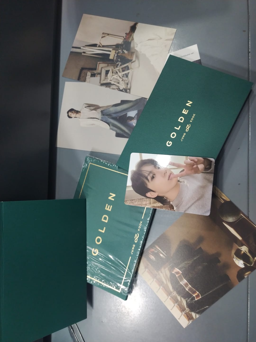 Customer photo review of BTS JUNGKOOK - GOLDEN 1ST SOLO ALBUM WEVERSE ALBUMS VER. NO P.O.B VER.