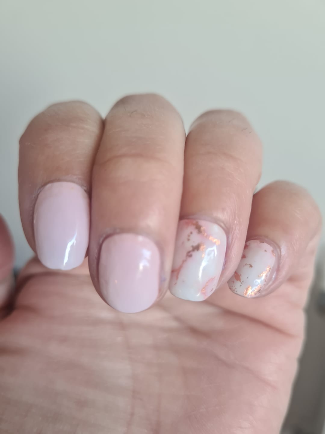 Customer photo review of Blanco Snow | Stickers de Esmalte